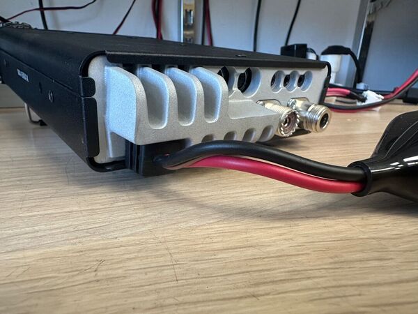 YAESU FT 857 D QUADRIBANDA ALL MODE COME NUOVO CON KIT YSK 857 , TXCO, CAVO PROGRAMMAZIONE  IMBALLO GARANZIA CSY AND SON