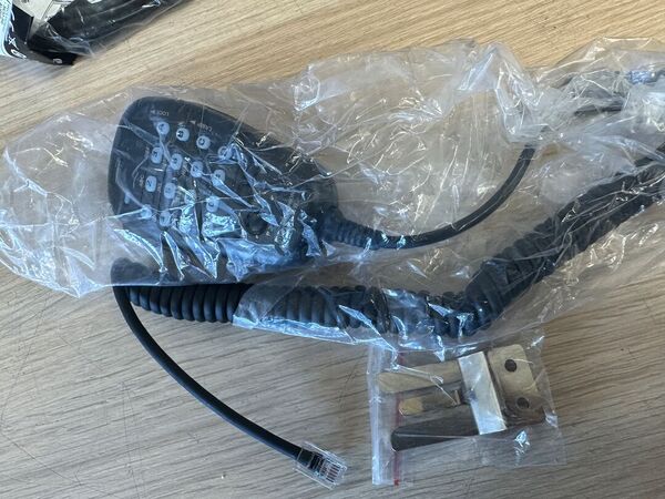 YAESU FTM 400 XDR/DE BIBANDA VEICOLARE OTTIMO CON IMBALLO