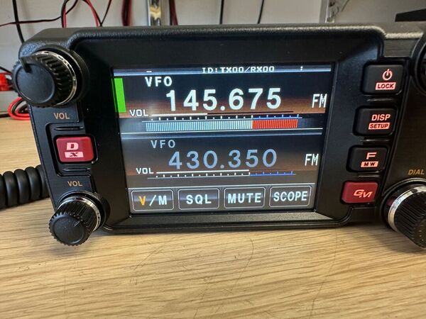 YAESU FTM 400 XDR/DE BIBANDA VEICOLARE OTTIMO CON IMBALLO