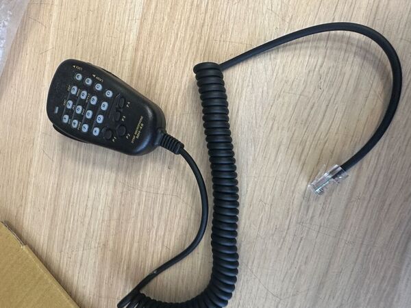 YAESU FTM 400 XDR/DE BIBANDA VEICOLARE OTTIMO CON IMBALLO