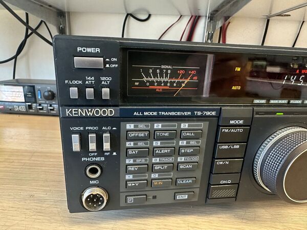 KENWOOD TS 790 TRIBANDA ALL MODE 144 430 1200 (FUNZIONANTE SOLO IN RX 1200) OTTIMO CON SUB TONI