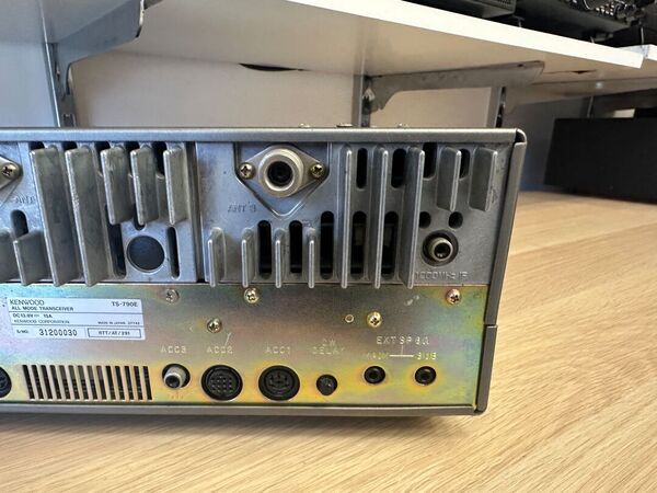 KENWOOD TS 790 TRIBANDA ALL MODE 144 430 1200 (FUNZIONANTE SOLO IN RX 1200) OTTIMO CON SUB TONI