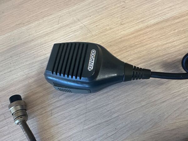 KENWOOD TS 790 TRIBANDA ALL MODE 144 430 1200 (FUNZIONANTE SOLO IN RX 1200) OTTIMO CON SUB TONI