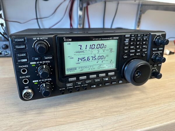 ICOM IC 9100 PENTABANDA ALL MODE HF 50 144 430 1200 MHZ  FULL OPTIONAL FILTRI  FL 430 3 FL 431 , D STAR  E IMBALLO