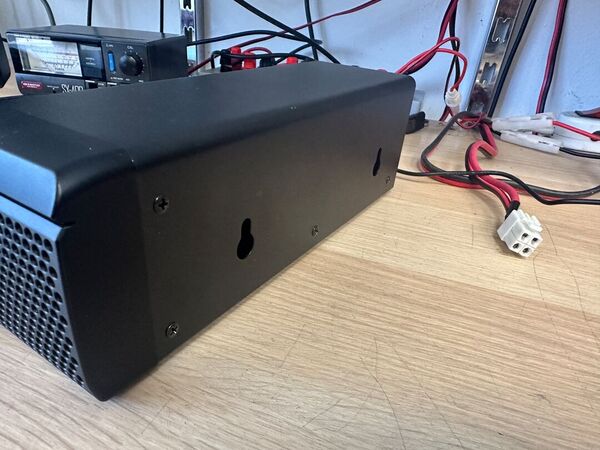 YAESU FT 710 AESS HF E 50 MHZ ALL MODE COME NUOVO 2025 GARANZIA CSY AND SON RESIDUA 4 ANNI CON IMBALLO