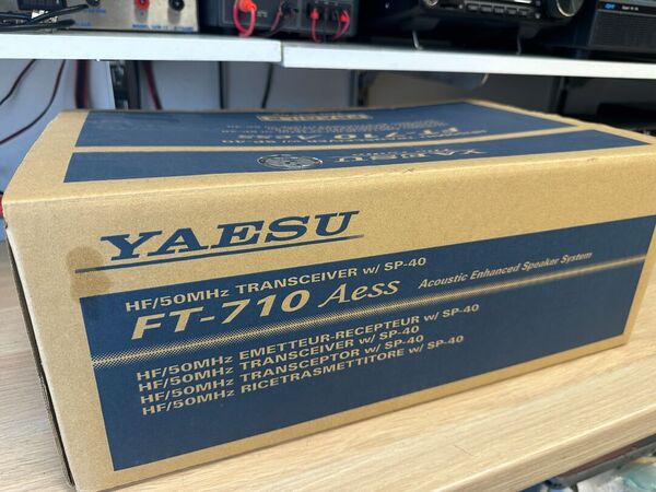 YAESU FT 710 AESS HF E 50 MHZ ALL MODE COME NUOVO 2025 GARANZIA CSY AND SON RESIDUA 4 ANNI CON IMBALLO