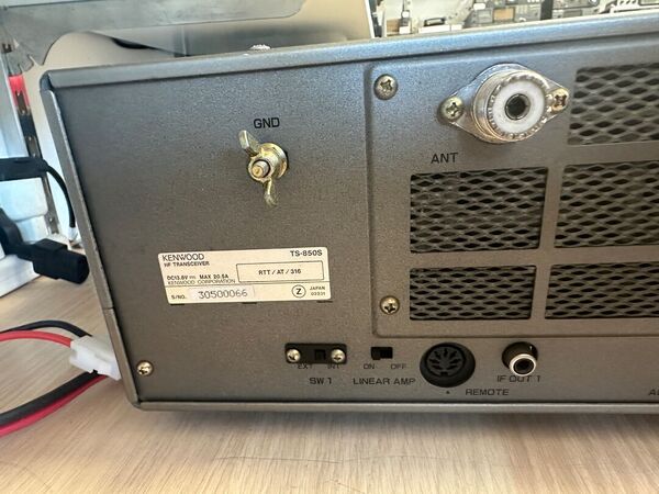 KENWOOD TS 850 S HF ALL MODE ACCORDAATORE AUTOMATICO INTERNO OTTIMO