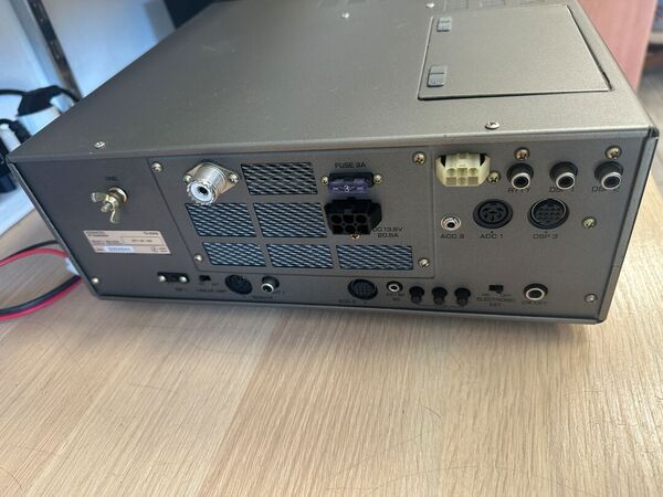 KENWOOD TS 850 S HF ALL MODE ACCORDAATORE AUTOMATICO INTERNO OTTIMO
