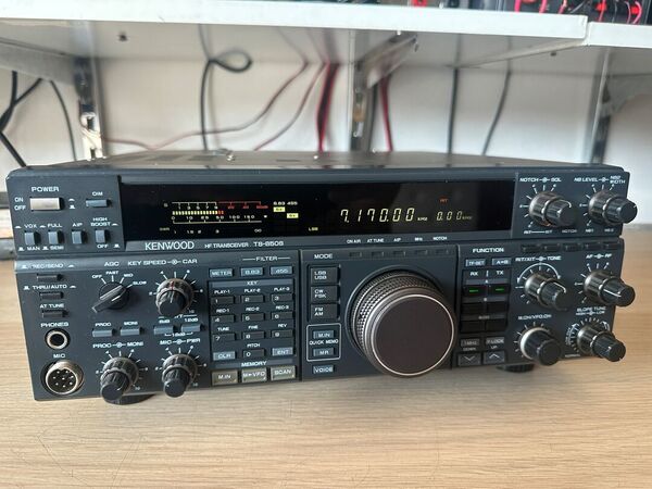 KENWOOD TS 850 S HF ALL MODE ACCORDAATORE AUTOMATICO INTERNO OTTIMO