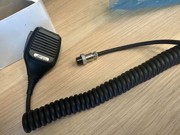 KENWOOD TS 850 S HF ALL MODE ACCORDAATORE AUTOMATICO INTERNO OTTIMO