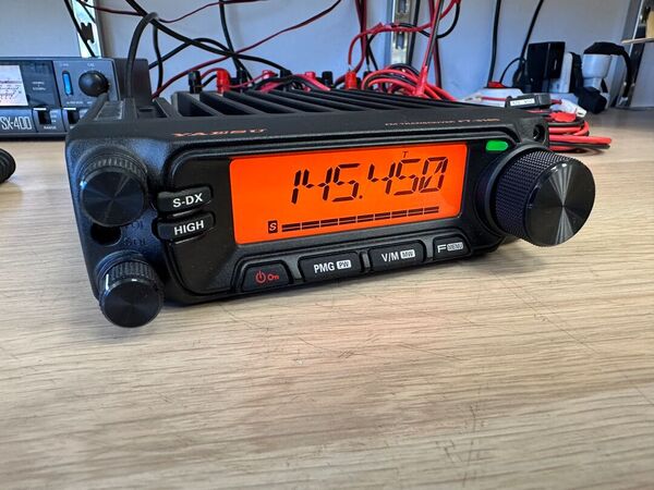 YAESU - FT-3185E ASP - TRANSCEIVER VHF FM 85W COME NUOVO CON IMBALLO