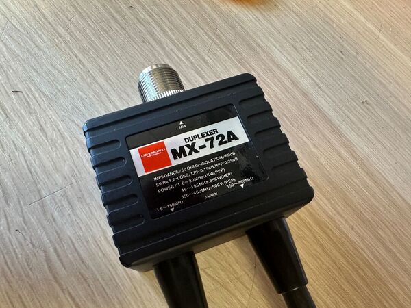 DIAMOND MX 72 A DUPLEXER  1,6 -150 MHZ E 350 -460 MHZ OTTIMO CON IMBALLO