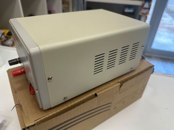 PROXEL EL 809 ALIMENTATORE SWITCHING COME NUOVO 9 AMPERE PICCO CON IMBALLO