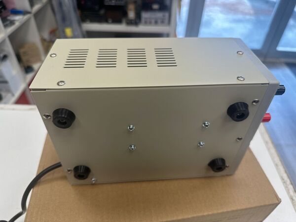 PROXEL EL 809 ALIMENTATORE SWITCHING COME NUOVO 9 AMPERE PICCO CON IMBALLO