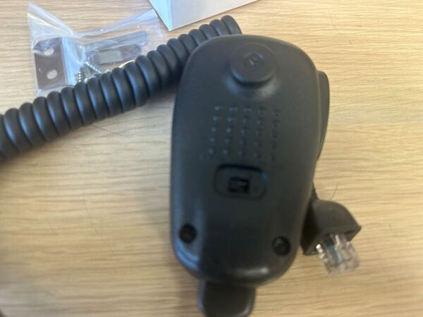 YAESU FT 817 ND QUADRIBANDA ALL MODE ULTIME SEIRE COME NUOVO CON ACCESSORI E IMBALLO GARANZIA CSY AND SON