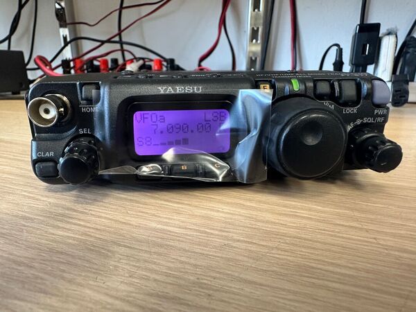 YAESU FT 817 ND QUADRIBANDA ALL MODE ULTIME SEIRE COME NUOVO CON ACCESSORI E IMBALLO GARANZIA CSY AND SON