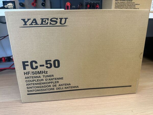 YAESU FC 50 ACCORDATORE AUTOMATICO DI LINEA HF E 50 MHZ COME NUOVO CON IMBALLO E GARANZIA CSY AND SON