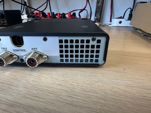 YAESU FC 50 ACCORDATORE AUTOMATICO DI LINEA HF E 50 MHZ COME NUOVO CON IMBALLO E GARANZIA CSY AND SON