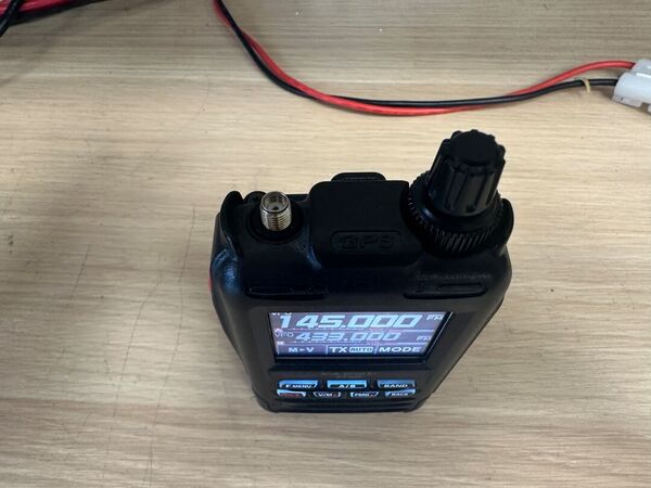 YAESU FT 5D PORTATILE BIBANDA ANALOGICO DIGITALE C4FM OTTIMO CON IMBALLO
