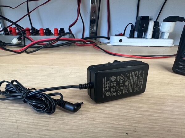 YAESU FT 5D PORTATILE BIBANDA ANALOGICO DIGITALE C4FM OTTIMO CON IMBALLO