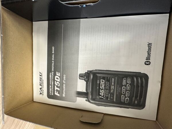YAESU FT 5D PORTATILE BIBANDA ANALOGICO DIGITALE C4FM OTTIMO CON IMBALLO