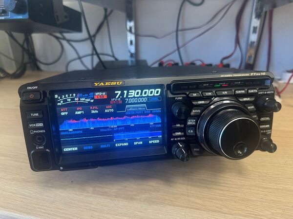 YAESU FT DX 10 HF E 50 MHZ ALL MODE OTTIMO CON IMBALLO