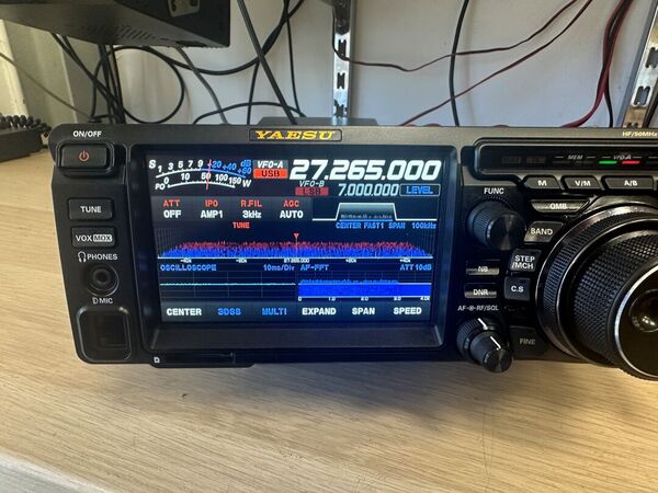 YAESU FT DX 10 HF E 50 MHZ ALL MODE OTTIMO CON IMBALLO