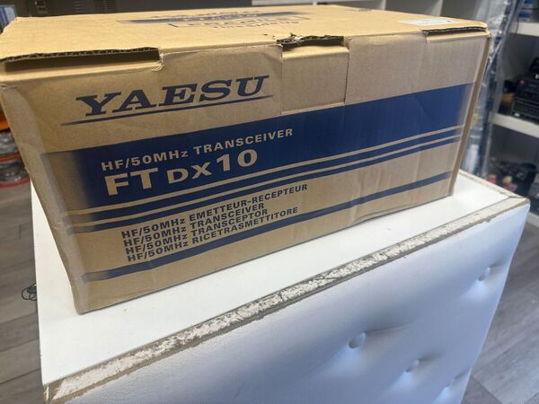 YAESU FT DX 10 HF E 50 MHZ ALL MODE OTTIMO CON IMBALLO