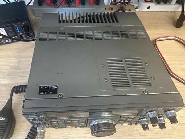 KENWOOD TS 440 S AT HF ALL MODE ACCORDATORE AUTOMATICO INTERNO E FILTRO CW OTTIMO