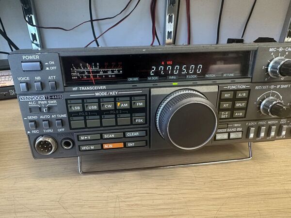 KENWOOD TS 440 S AT HF ALL MODE ACCORDATORE AUTOMATICO INTERNO E FILTRO CW OTTIMO