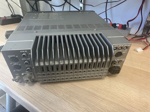 KENWOOD TS 440 S AT HF ALL MODE ACCORDATORE AUTOMATICO INTERNO E FILTRO CW OTTIMO