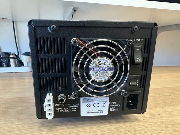 YAESU FT DX 101 MP HF E 50 MHZ ALL MODE 200 WATT COME NUOVO CON IMBALLI R FILTRO SSB