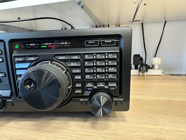 YAESU FT DX 1200 HF E 50 MHZ ALL MODE OTTIMO CON IMBALLO