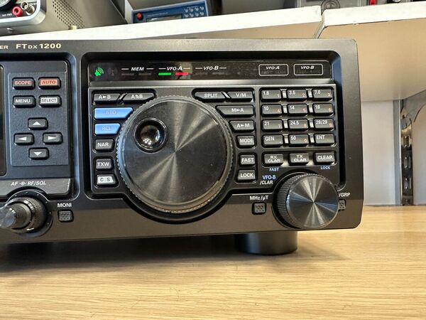 YAESU FT DX 1200 HF E 50 MHZ ALL MODE OTTIMO CON IMBALLO