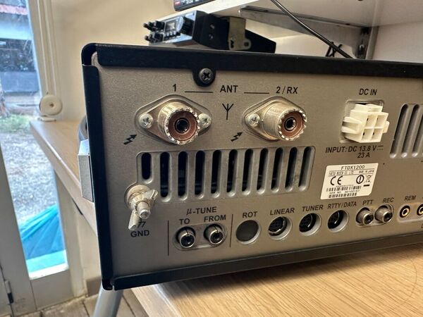 YAESU FT DX 1200 HF E 50 MHZ ALL MODE OTTIMO CON IMBALLO