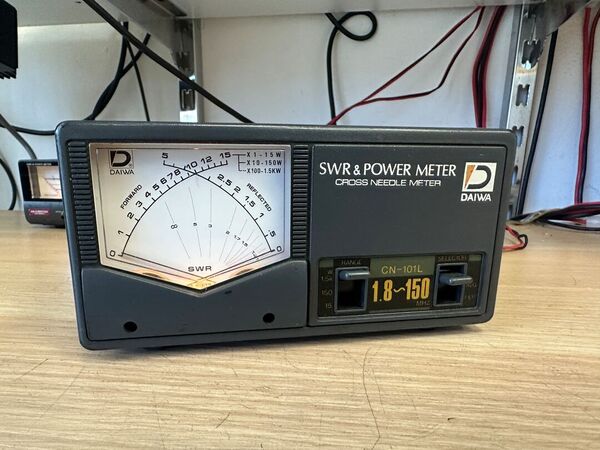 DAIWA CN 101 L  ROSWATTMETRO  DA 1,8 A 150 MHZ 1,5 KW PEP OTTIMO