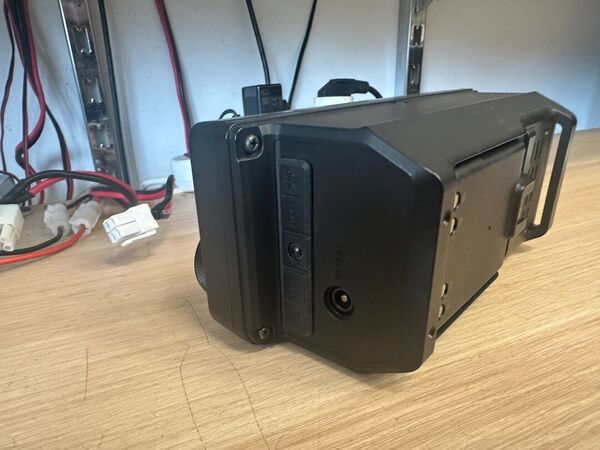 ICOM IC 705 QUADRIBANDA ALL MODE COME NUOVO CON IMBALLO