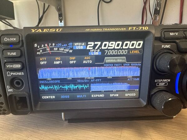 YAESU FT 710 AESS HF E 50 MHZ ALL MODE OTTIMO CON IMBALLO