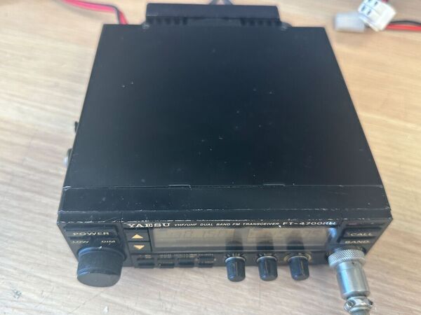 YAESU FT 4700 RH BIBANDA VEICOLARE LEGGI BENE