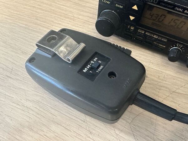 YAESU FT 4700 RH BIBANDA VEICOLARE LEGGI BENE