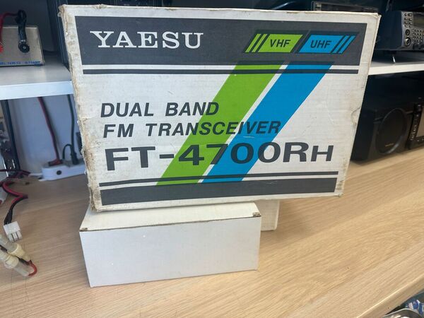 YAESU FT 4700 RH BIBANDA VEICOLARE LEGGI BENE