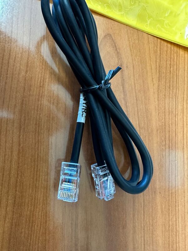 AV-24Y YAESU CAVETTO ADATTATORE PER MICROFONO AV-508 NUOVO