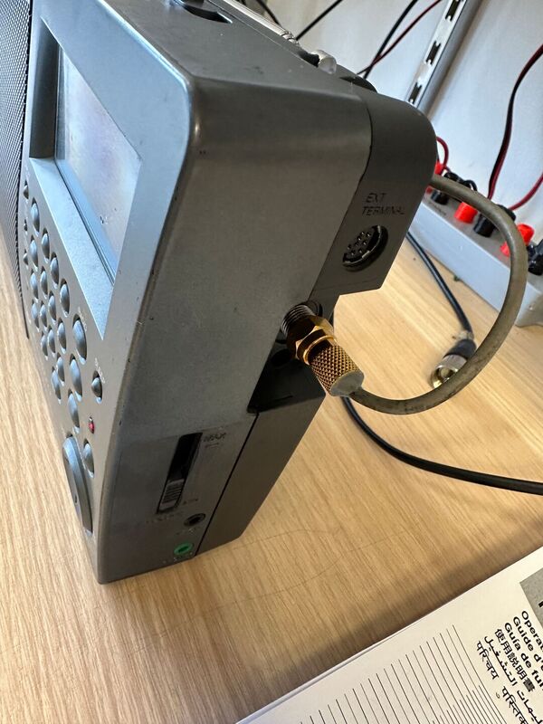 HITACHI WORLDSPACE KH.WS1 RICEVITORE FM STEREO, AM SW1 E SW2 DIGITALE OTTIMO
