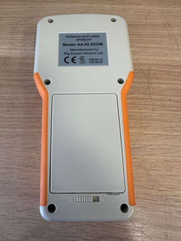 RIGEXPERT AA 55 ZOOM ANALIZZATORE DI ANTENNA DA 0 A 55 MHZ  A COLORI COME NUOVO  CON IMBALLO