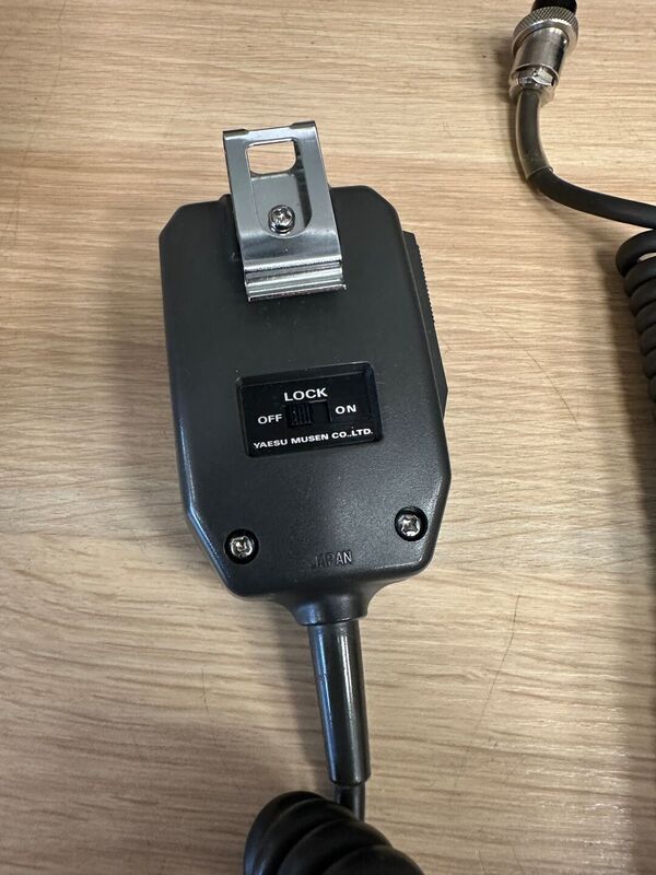 YAESU FT 212 RH VEICOLARE VHF 50 WATT CON SCHEDA TONI  E REC OTTIMO CON IMBALLO