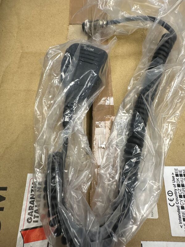 ICOM IC 7300 HF E 50 MHZ ALL MODE OTTIMO CON IMBALLO