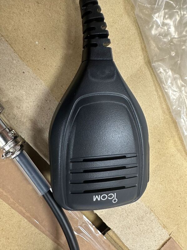 ICOM IC 7300 HF E 50 MHZ ALL MODE OTTIMO CON IMBALLO