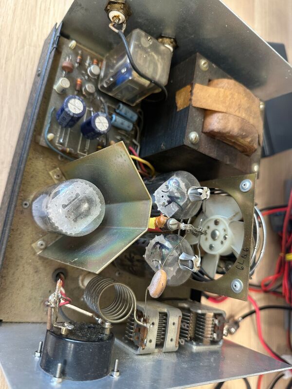 KRIS POWER PUMP LINEARE C  27 -28 MHZ VALVOLARE ALIMENTZIONE A 220 V