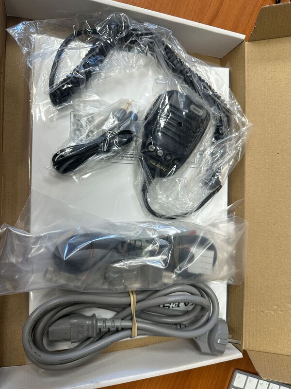 YAESU FT DX 101 MP HF E 50 MHZ ALL MODE CON FPS-101 ALIMENTATORE SPAKER 200 WATT OTTIMO CON IMBALLO E GARANZIA CSY AND SON