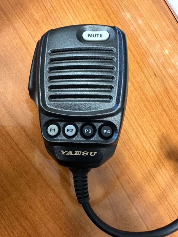 YAESU FT DX 101 MP HF E 50 MHZ ALL MODE CON FPS-101 ALIMENTATORE SPAKER 200 WATT OTTIMO CON IMBALLO E GARANZIA CSY AND SON